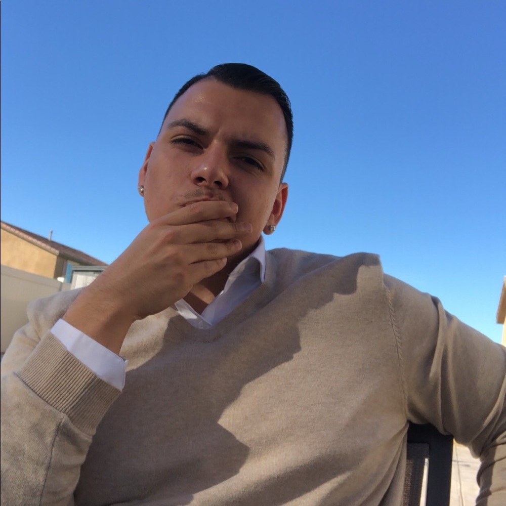 Meet your Posher, Daniel